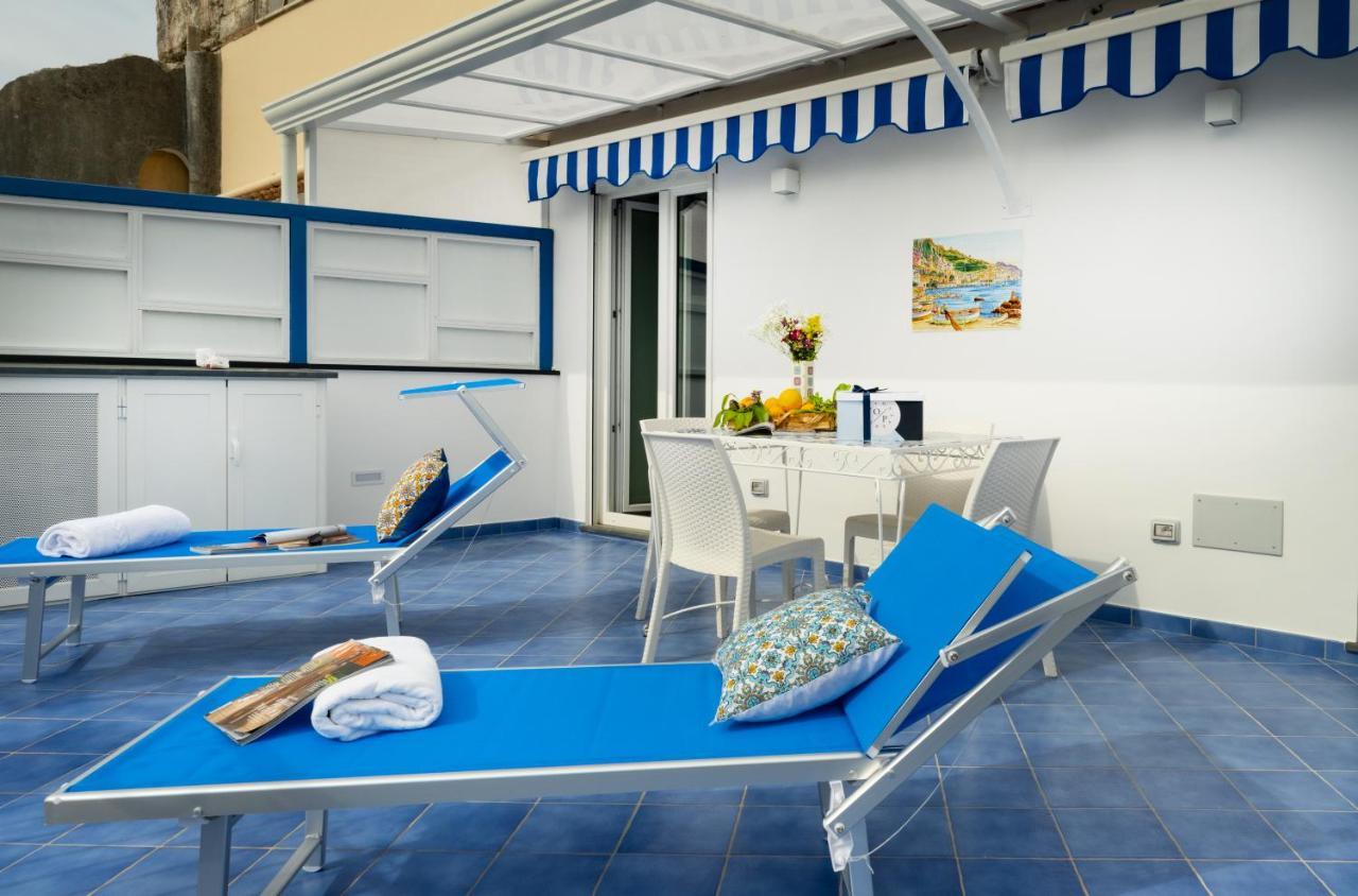 Grecale - Amazing Apartment With Patio And Sea View ไมยอรี ภายนอก รูปภาพ